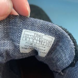 Toms black booties
